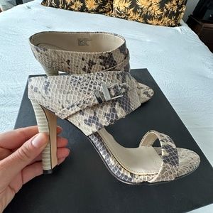 Calvin Klein Heels 6.5